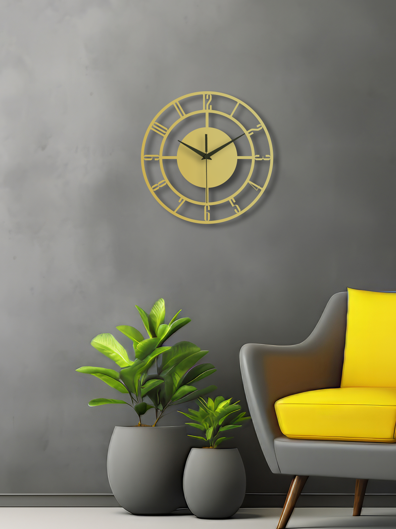 Geometrik Kesik Çizgili 4 Rakamlı Daire Metal Duvar Saati, Minimal Tasarım, Ev Ofis Hediyelik Dekor - Altın