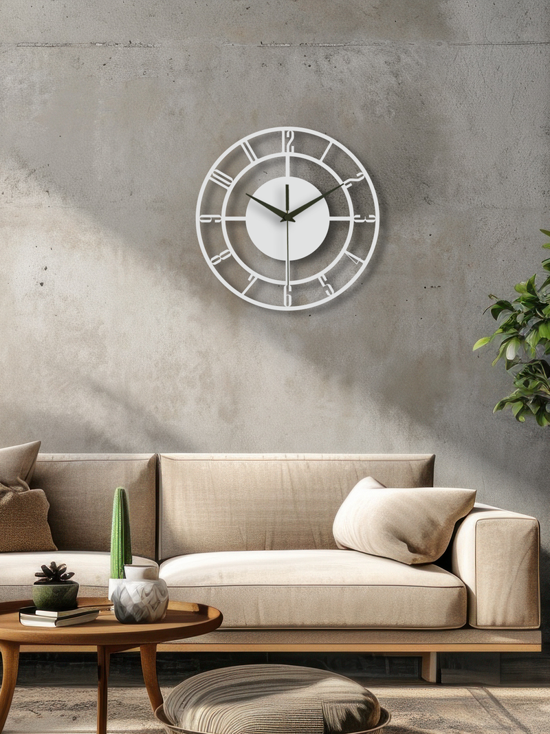 Geometrik Kesik Çizgili 4 Rakamlı Daire Metal Duvar Saati, Minimal Tasarım, Ev Ofis Hediyelik Dekor - Beyaz