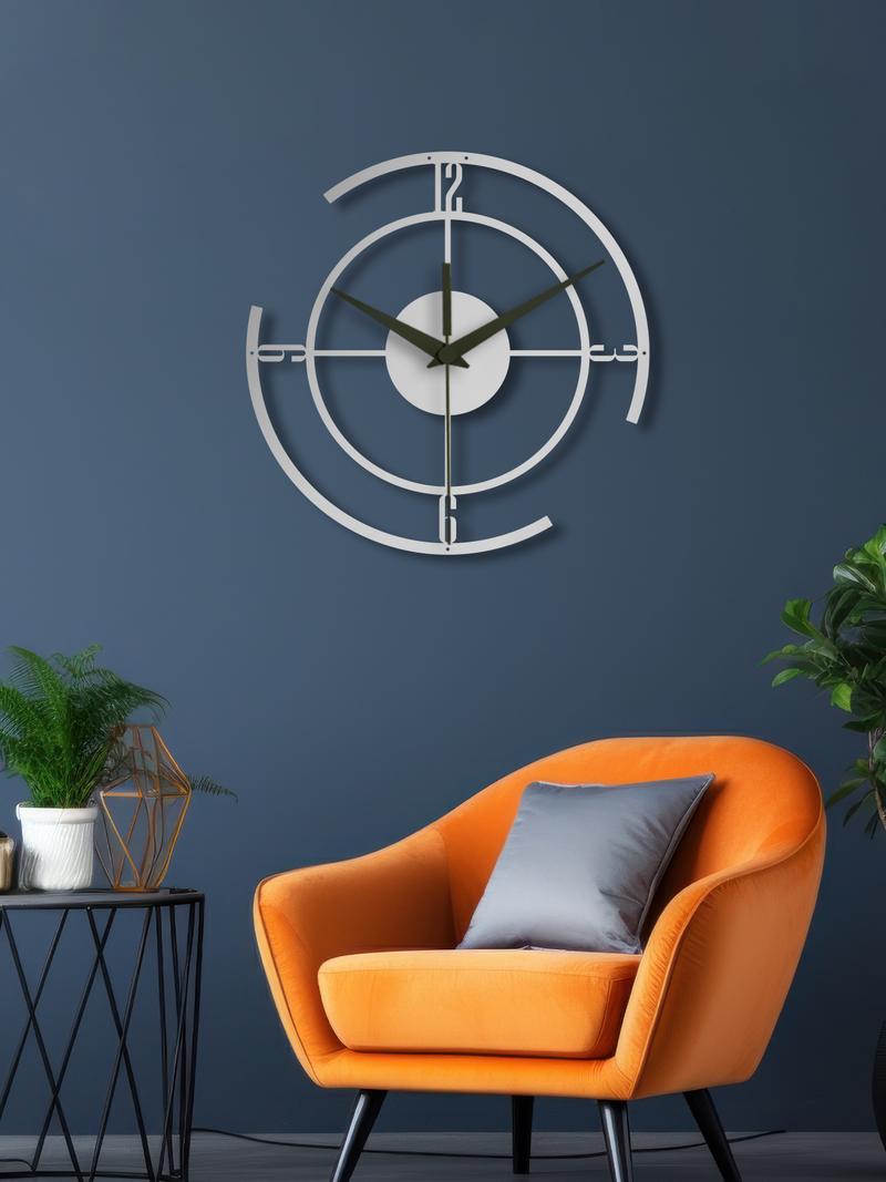 Geometrik Çizgili Daire Metal Duvar Saati, Minimal Tasarım, Ev Ofis için Hediyelik Dekor - Gümüş