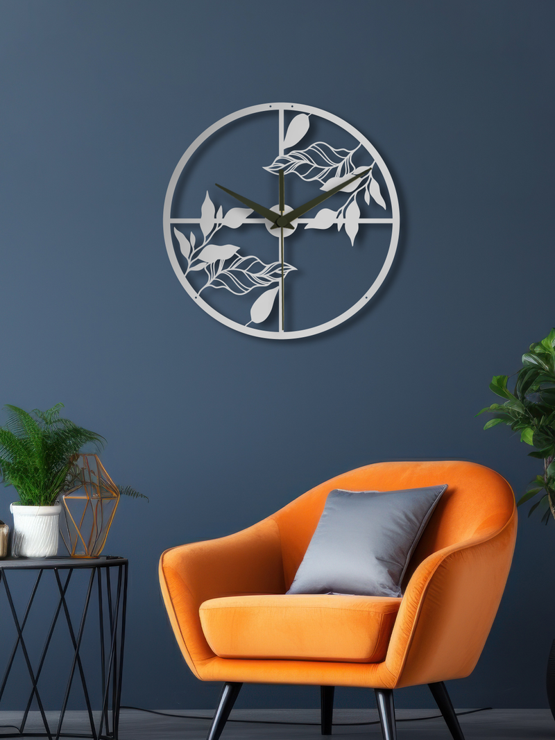 Yaprak Temalı Daire Geometrik Metal Duvar Saati, Minimal Tasarım, Ev Ofis için Hediyelik Dekor - Gümüş
