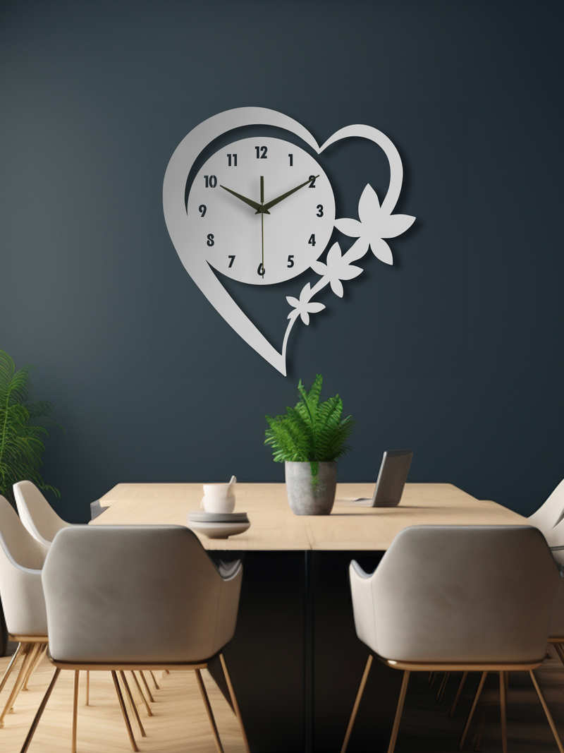 Kalpli Metal Duvar Saati, Minimal Tasarım, Ev Ofis için Hediyelik Dekor - Gümüş