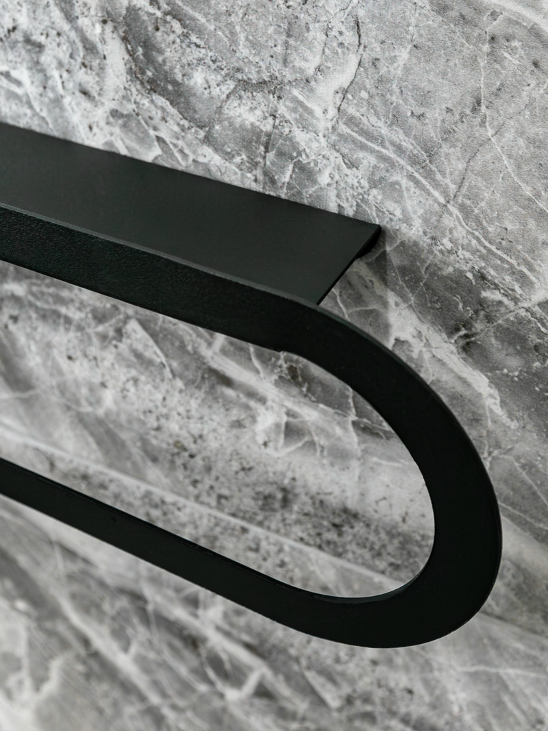 Raflı Havluluk Siyah Metal | Banyo Havlu Askılığı ve Düzenleyici