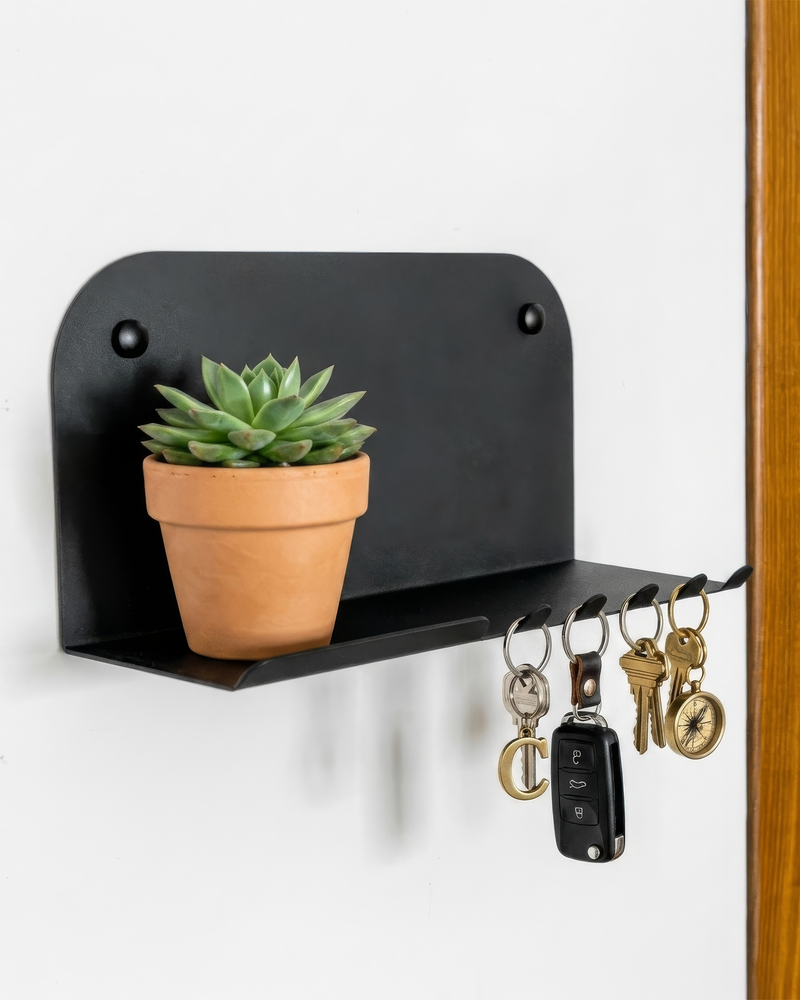 Geniş Raflı Magnet Alanlı Metal Anahtar Askılığı, Duvar Tipi Anahtar Organizer