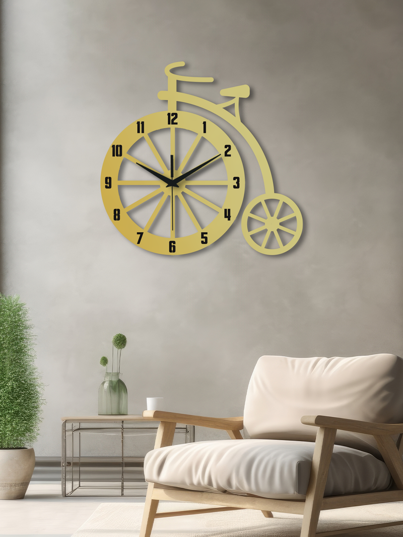 Nostaljik Bisiklet Tasarımlı Metal Duvar Saati (70x68 cm) - Altın